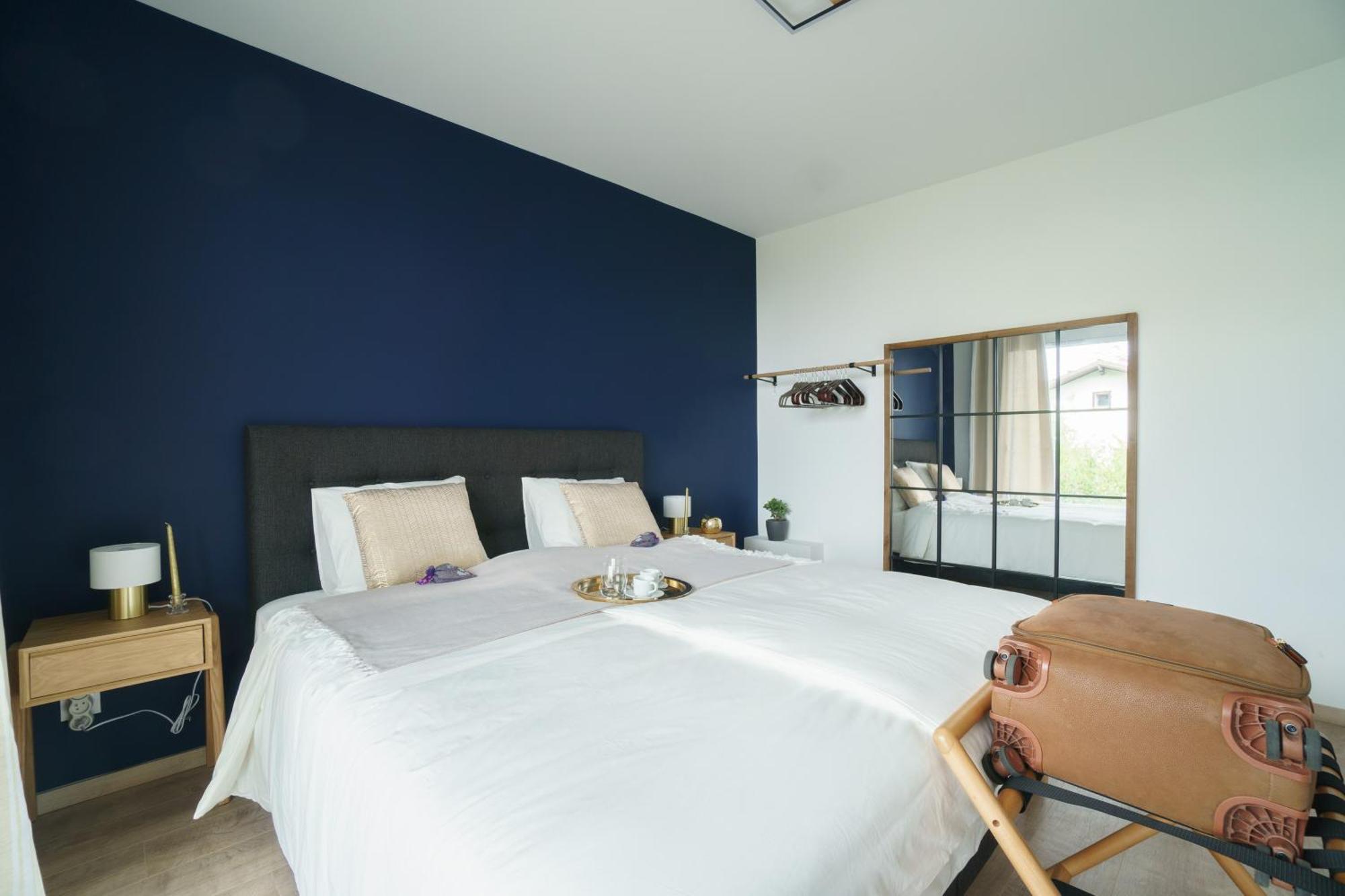 Royal Park Lake View Apartment 埃维昂莱班 外观 照片