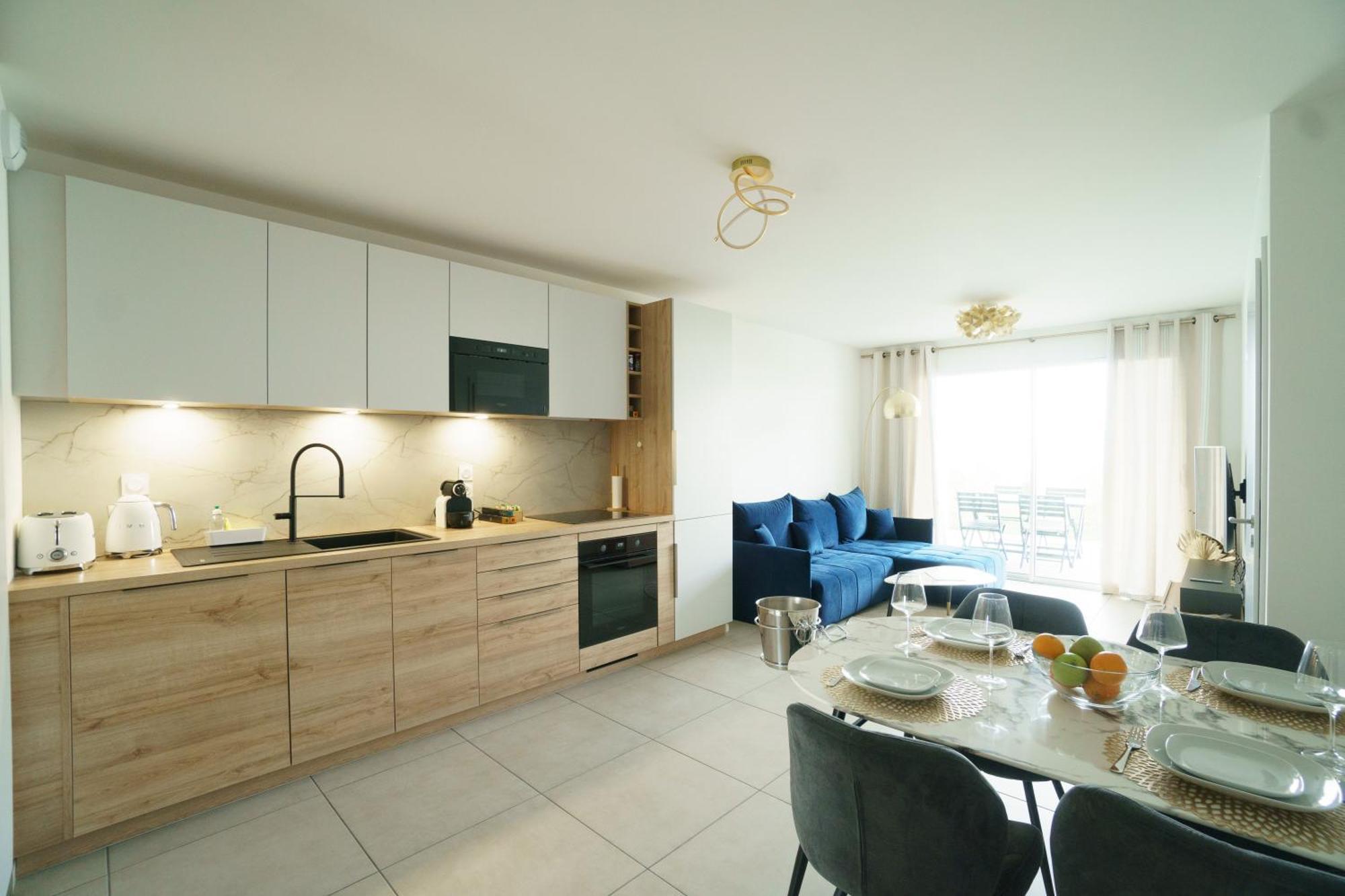 Royal Park Lake View Apartment 埃维昂莱班 外观 照片